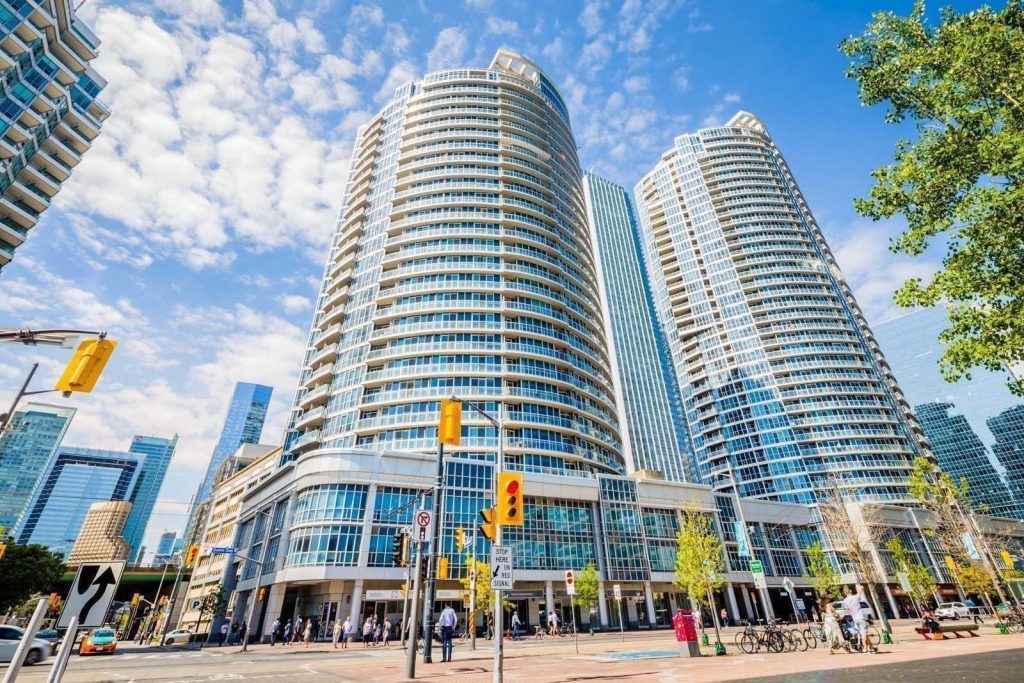 condo management in Etobicoke